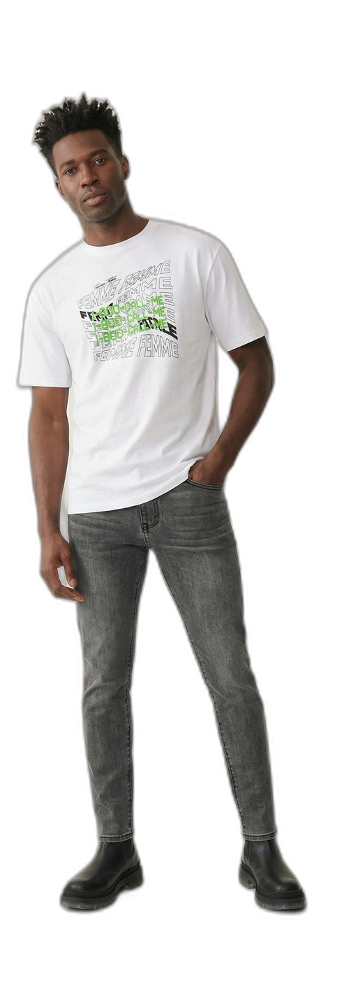 Identity-preserved outfit 2