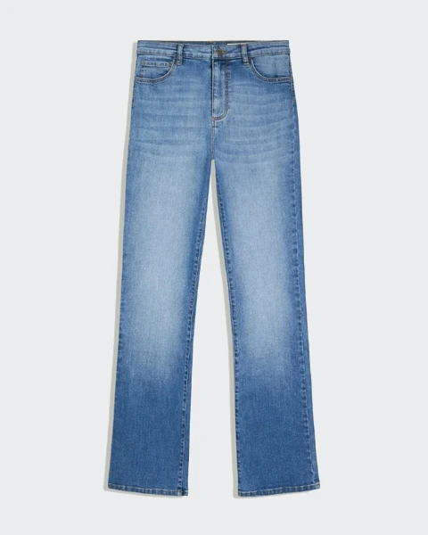 Bottom look, blue jeans packshot